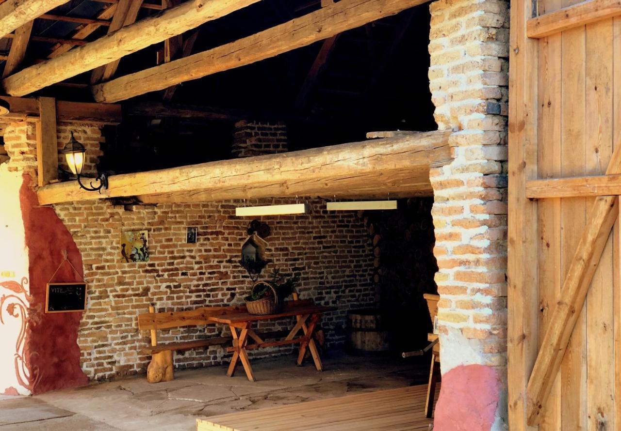 Safar Residence Hrachoviste Esterno foto