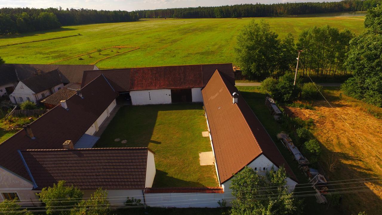 Safar Residence Hrachoviste Esterno foto