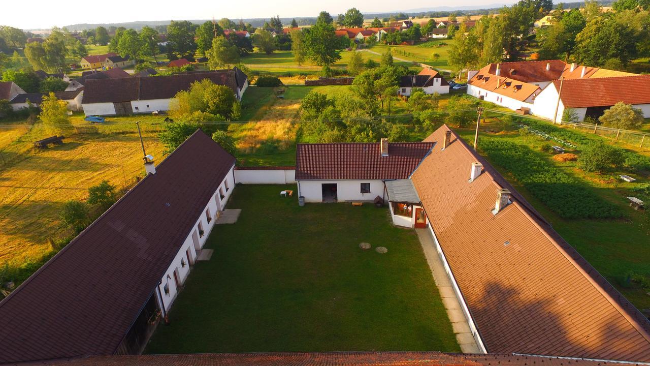 Safar Residence Hrachoviste Esterno foto